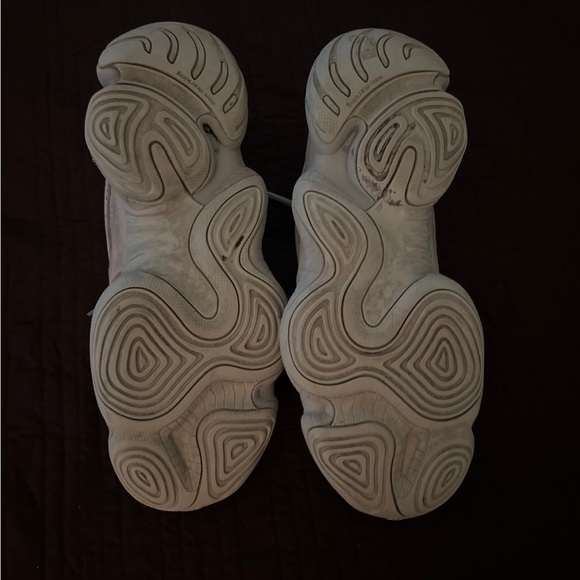 Yeezy 500 salt size 11 no box used - Picture 4 of 7